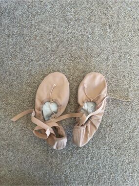 Women’s Ballet Shoes in Light Pink - Soft Leather Dance Slip-Ons
